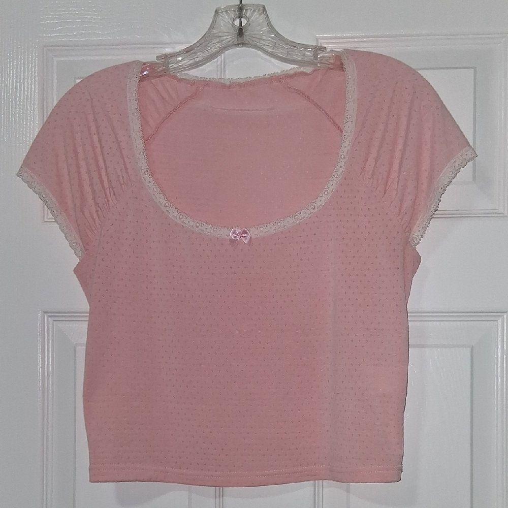SHEIN Pink Lace-Trimmed Crop Top